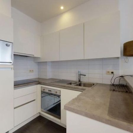 Beautiful Studio In Brussels Centre Apartment Bagian luar foto