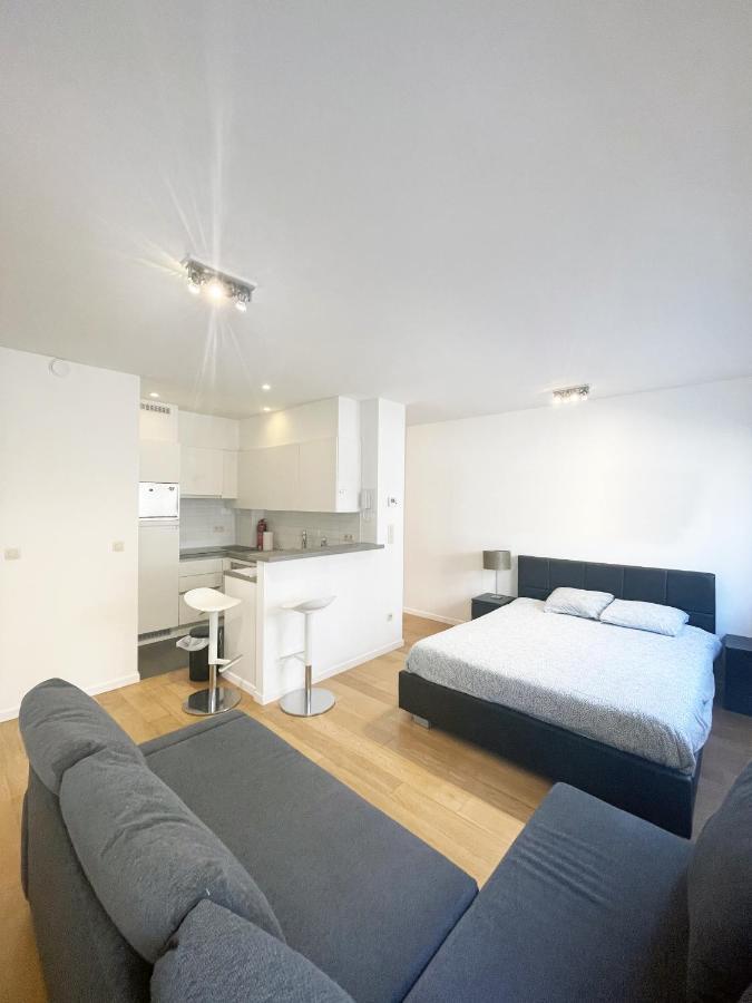 Beautiful Studio In Brussels Centre Apartment Bagian luar foto