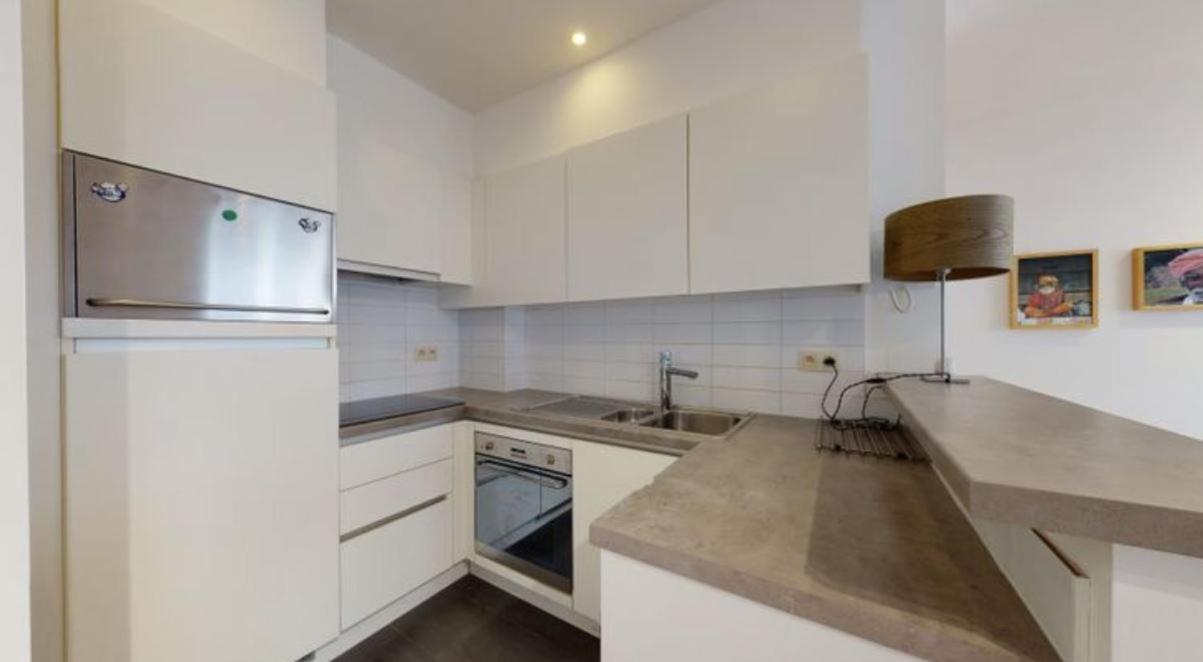 Beautiful Studio In Brussels Centre Apartment Bagian luar foto